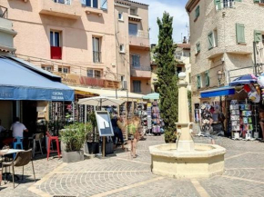Appartement Le Lavandou, 3 pièces, 4 personnes - FR-1-610-77